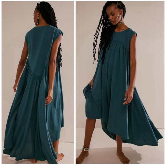 Free People Dresses & Skirts - Free People Madelyn Midi Oversized Dress W/Pockets in Mediterranean Sz S NWOT